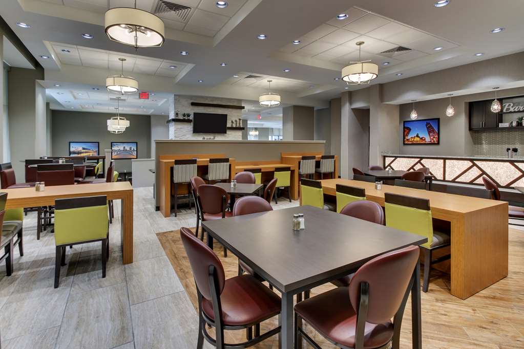 Drury Plaza Hotel Milwaukee Downtown - photo 8