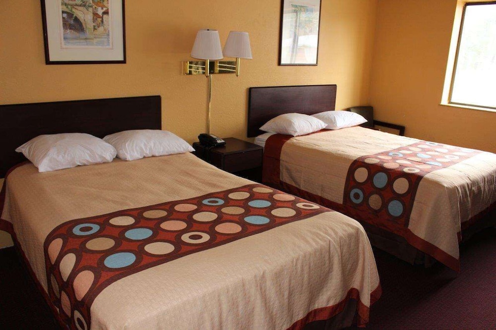 Knights Inn Albany - photo 10
