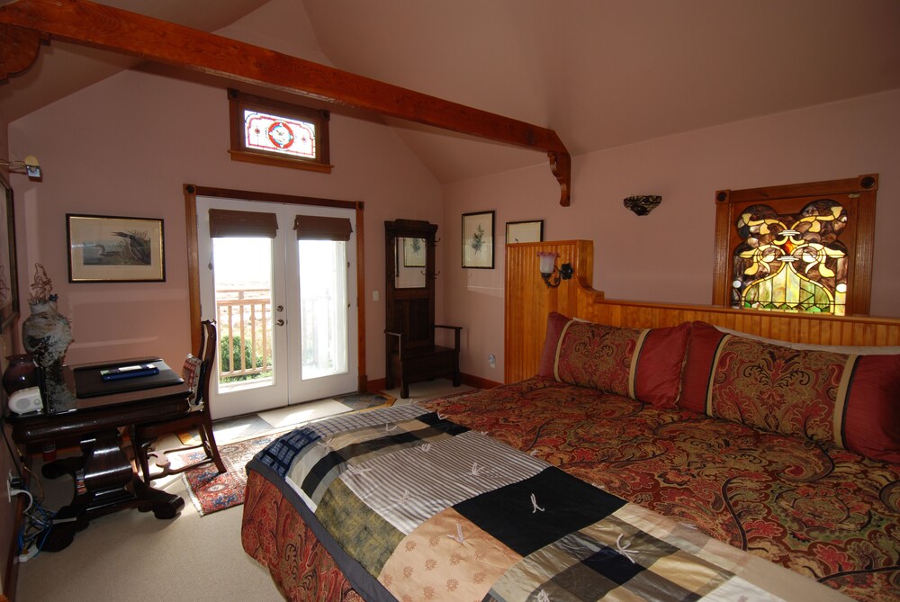 China Beach Retreat - photo 4