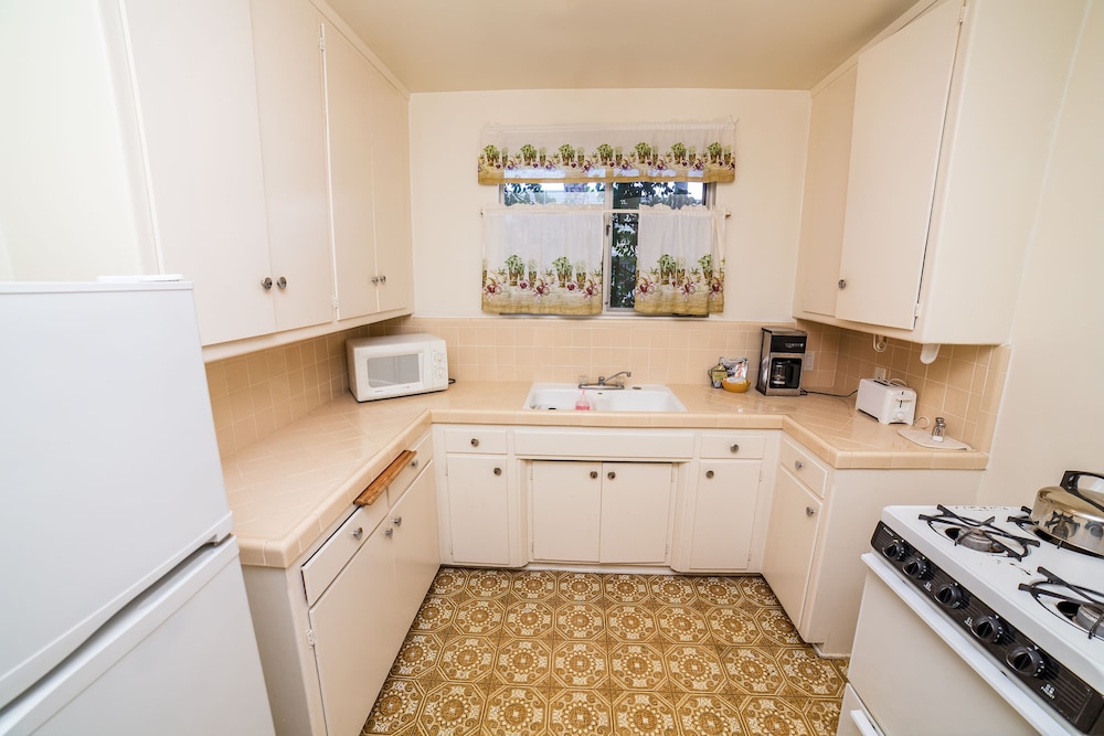 Cal Mar Hotel Suites - photo 6