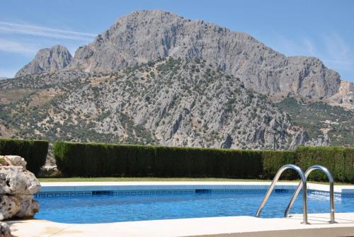 Cortijo Las Monjas — 4-Star Luxury Hotel in Periana, Spain