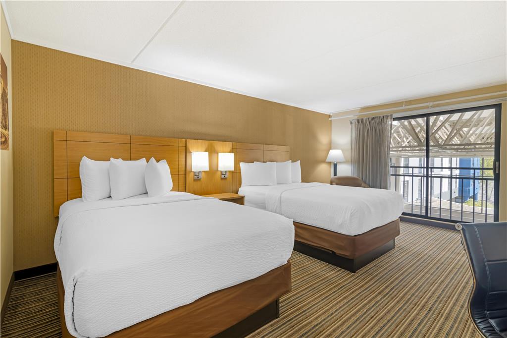 Best Western Royal Plaza Hotel & Trade Center - photo 12