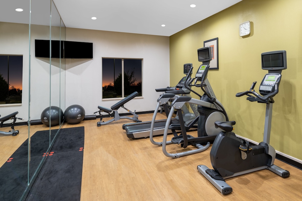 Holiday Inn Express & Suites Dallas East Fair Park by IHG - photo 20