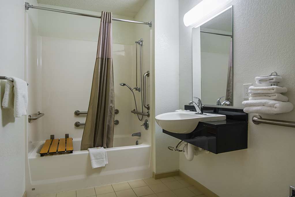 Motel 6 Tucker GA Atlanta Northeast - photo 23