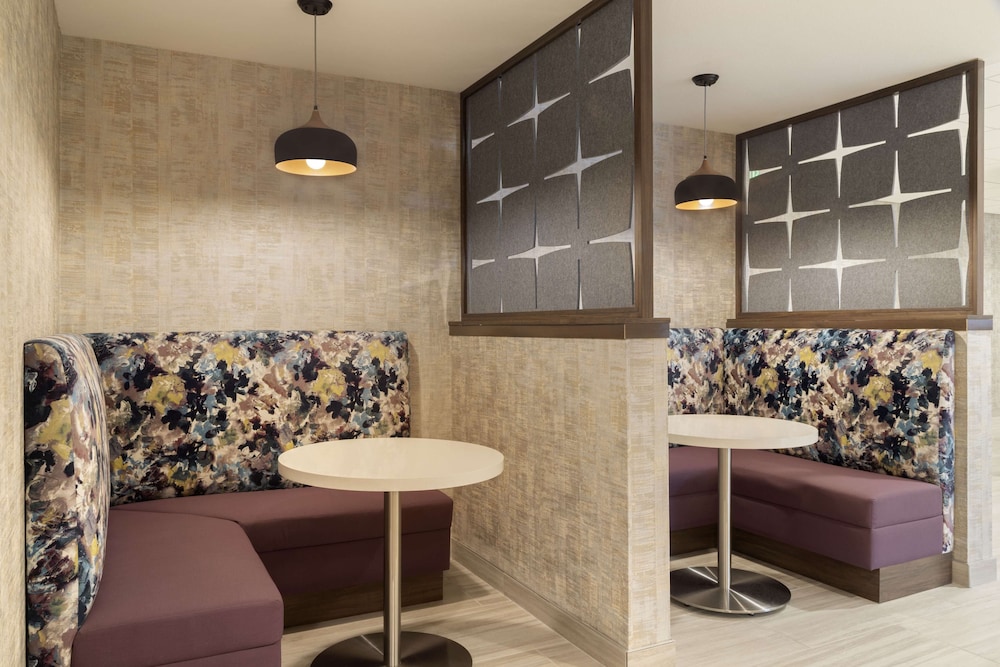 Home2 Suites By Hilton Clovis - photo 26