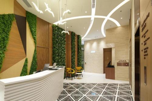 Hotel Ease Access Lai Chi Kok — 4-Star Luxury Hotel in Hong Kong, Hong Kong