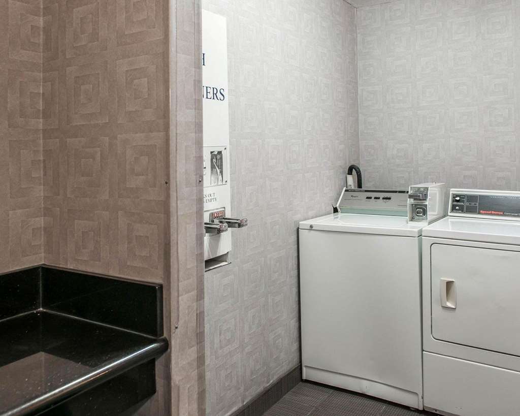 Quality Inn Terre Haute University Area - photo 36