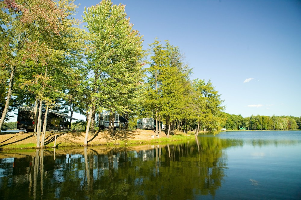 Alpine Lake RV Resort - photo 10