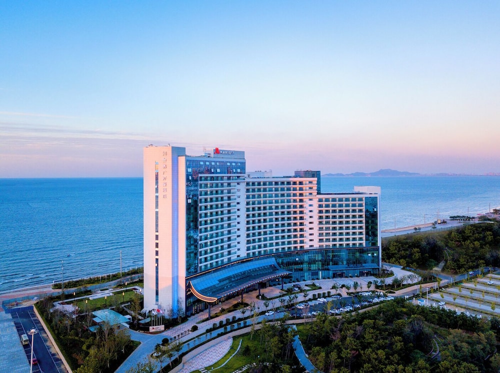 Yantai Marriott Hotel — 5-Star Luxury Hotel in Yantai, People's Republic of China