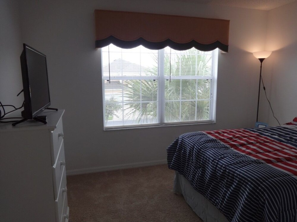 Terra Verde Resort 4699 Seven Bedroom Townhome with Private Pool - photo 12