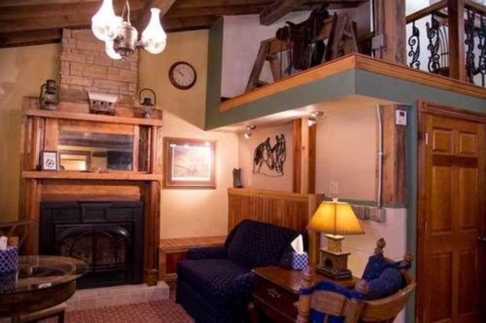 Stone Mill Hotel & Suites - photo 17