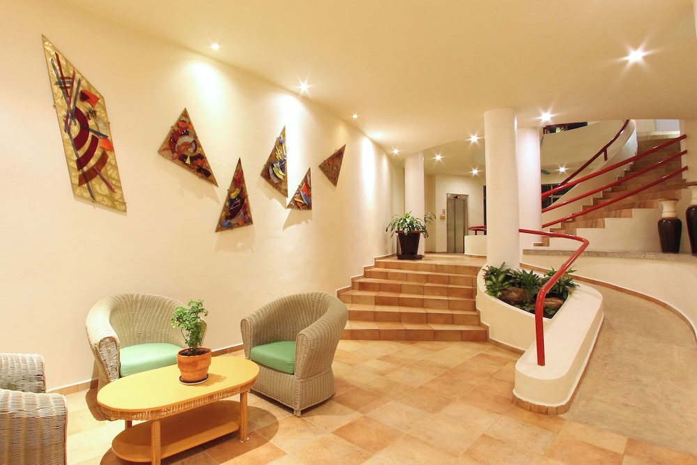 Riviera Maya Suites