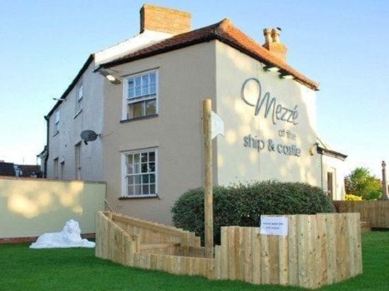 The Ship And Castle 4575039 — Congresbury