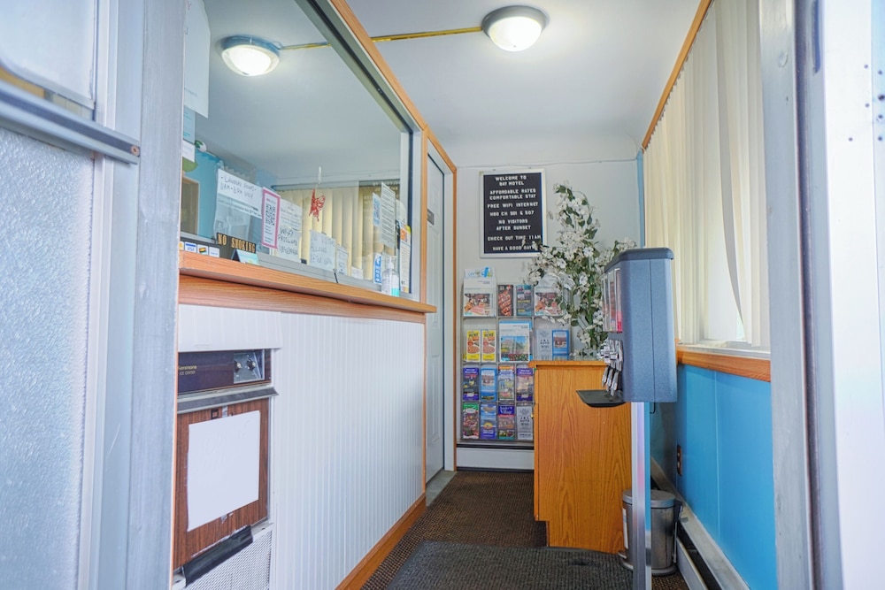 Bay Motel By Oyo Bay City - photo 4