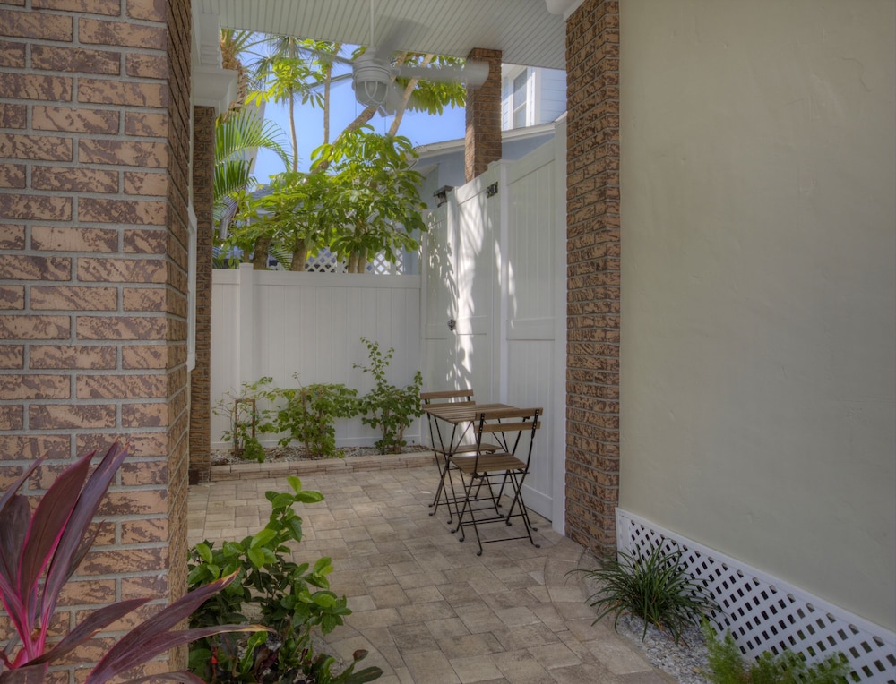 Havana Inn - photo 33