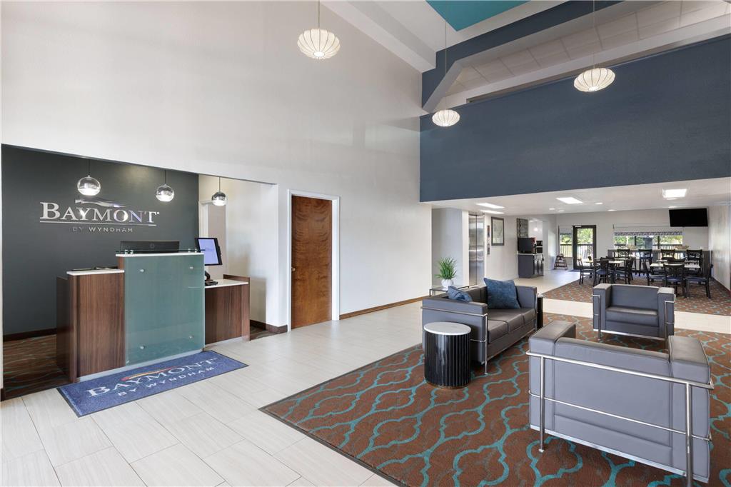 Baymont by Wyndham Moss Point Pascagoula - photo 7