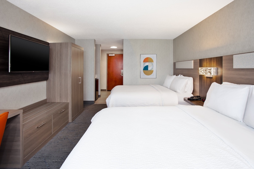 Holiday Inn Express Hotel & Suites Belleville by IHG - photo 11
