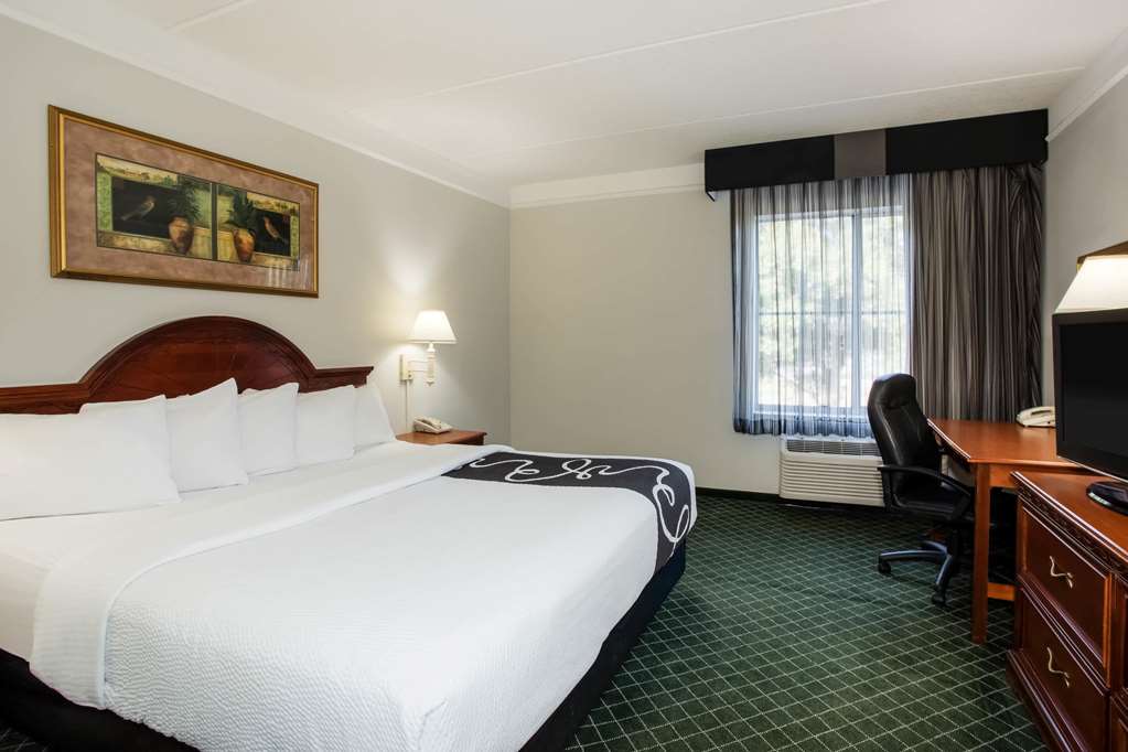 La Quinta Inn & Suites by Wyndham Melbourne Viera - photo 15