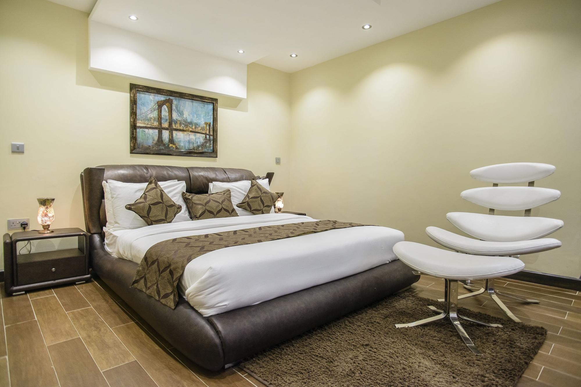 Guest room