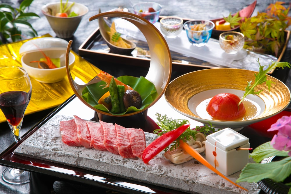 Housenkaku Hotel in Beppu, Japan