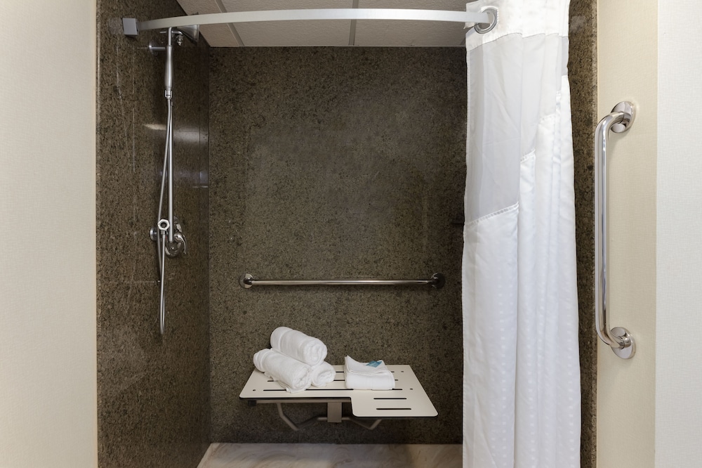 Holiday Inn Express & Suites Atlanta Downtown by IHG - photo 73