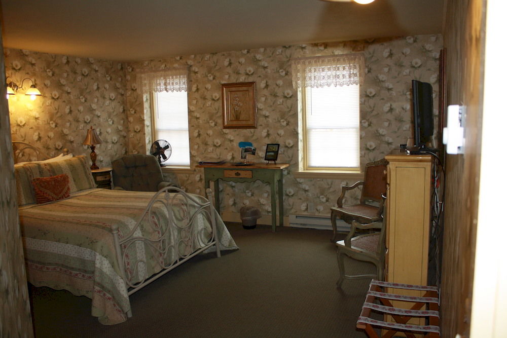Zuber's Homestead Hotel - photo 11
