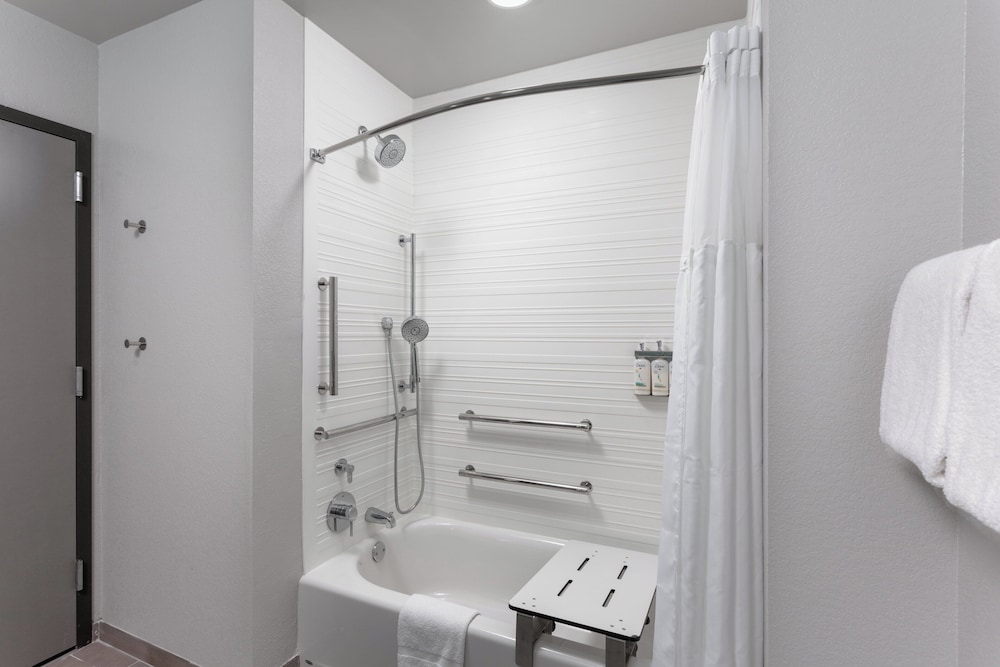 avid hotel North Platte by IHG - photo 13