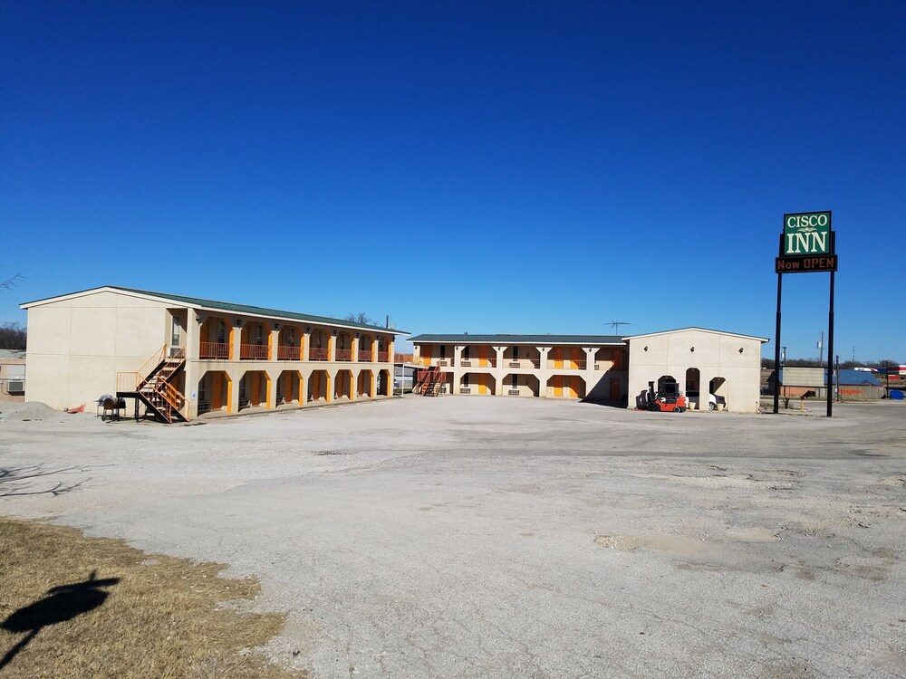 Cisco inn - photo 13