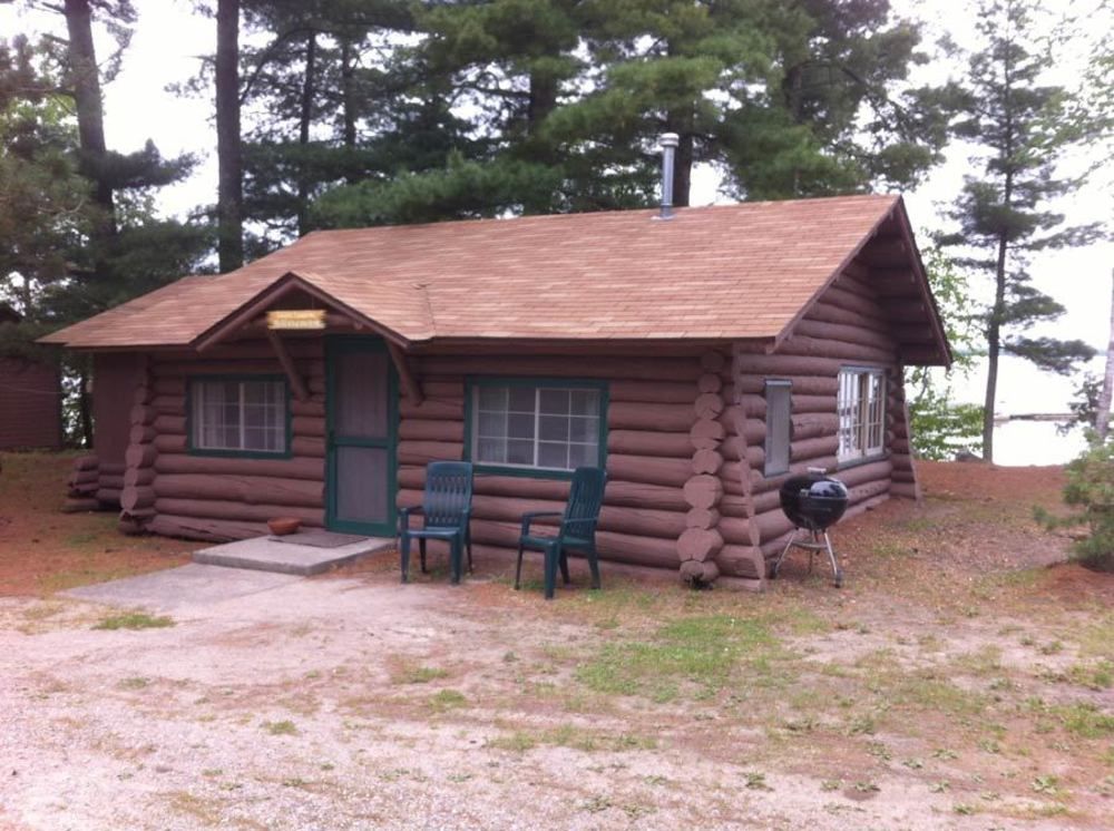 Cabin O’ Pines A Family Friendly Resort pet-friendly hotel Kersey