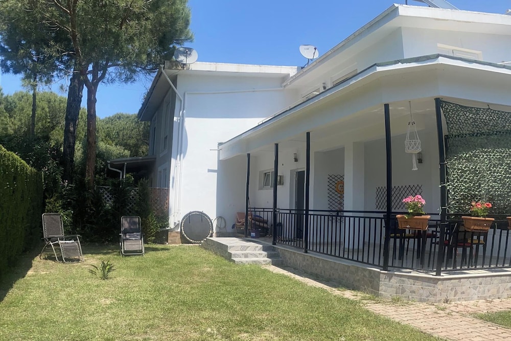 Durres 2 Beds Garden Parking 100m To Beach — Ishem