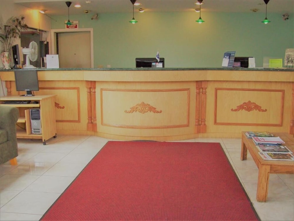 Regency Inn Norco - photo 3