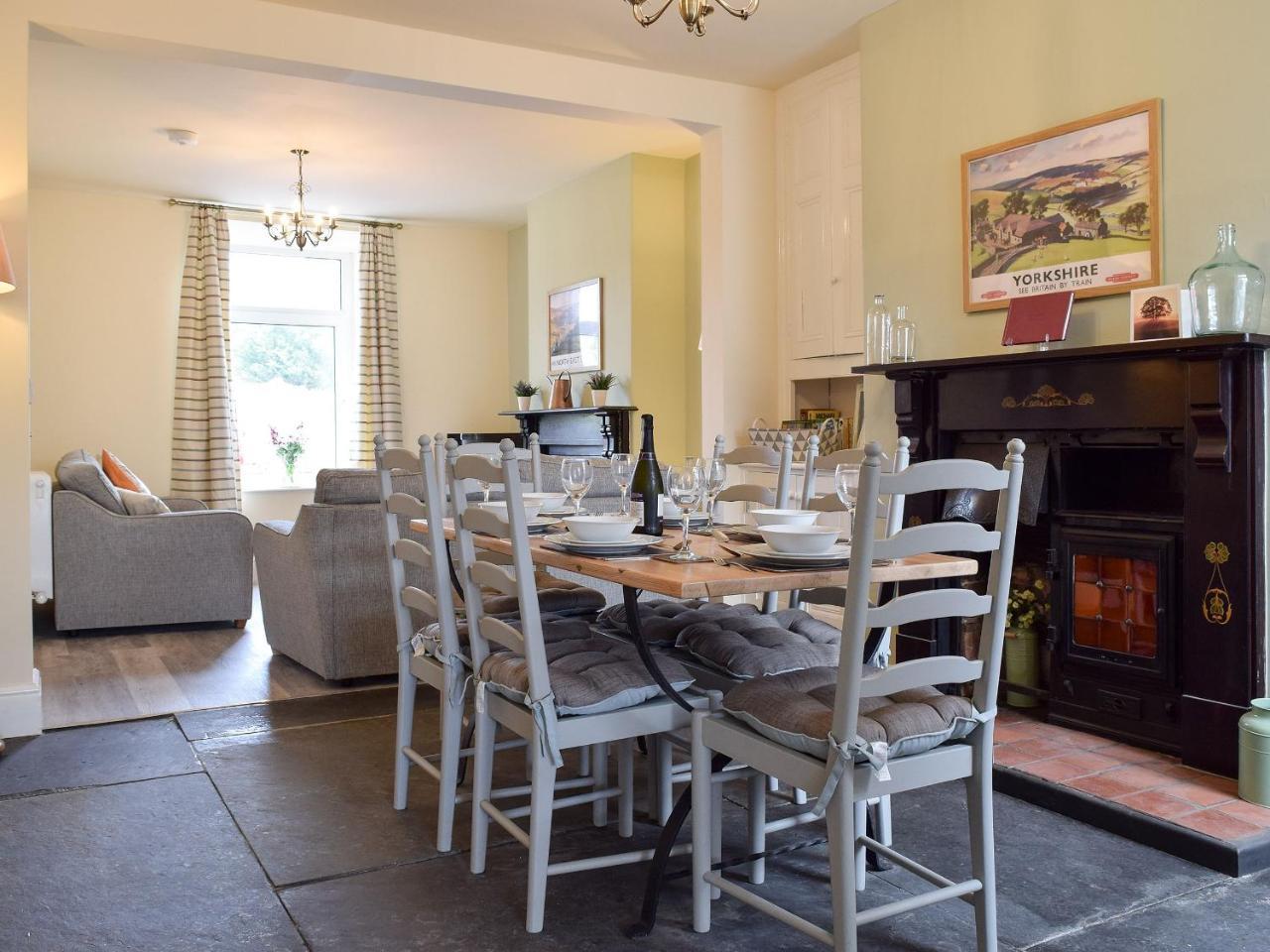 Three Peaks House — Settle — photo 3