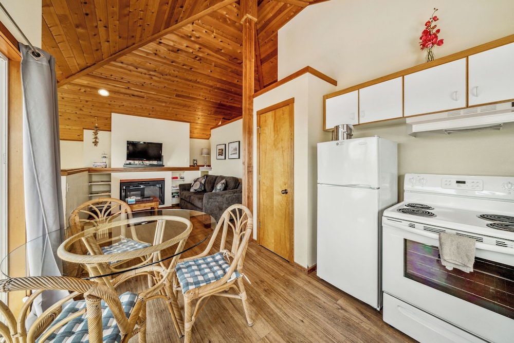 The Inn at Manzanita - photo 25