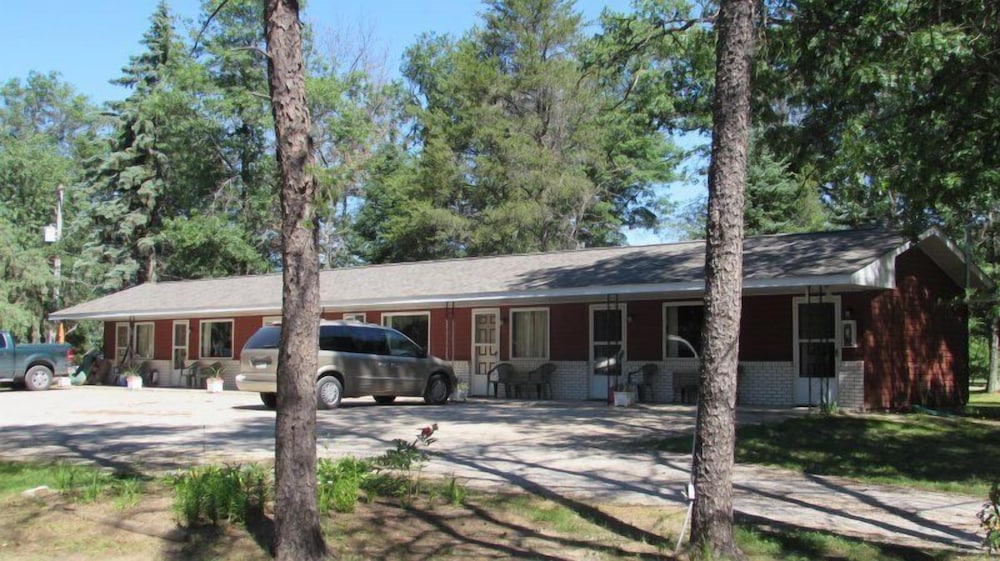 Woodland Motor Lodge - photo 87