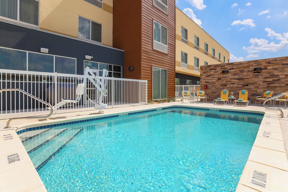 Fairfield Inn & Suites Cotulla - photo 18