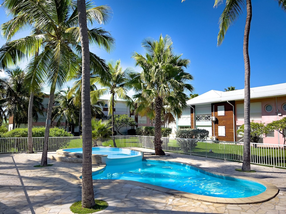 Crystal Beach Suite — 4-Star Luxury Hotel in Saint-Francois, Guadeloupe