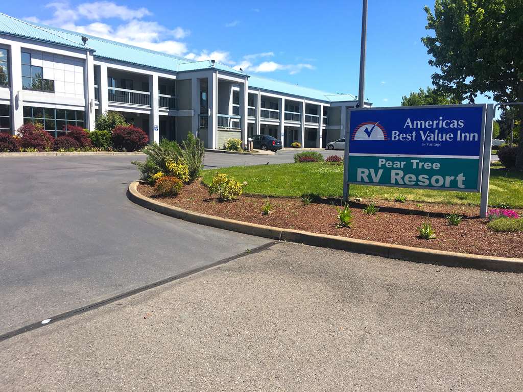 Americas Best Value Inn Phoenix Medford - photo 6