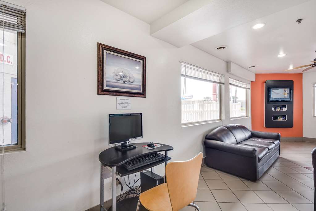 Motel 6 Brownsville TX North - photo 30