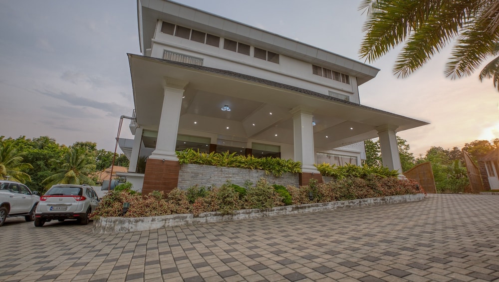 Palette Periyar Resort - last minute hotel in Cochin