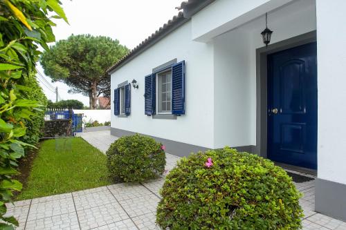 Capelas Blue Relax & Fun Up to 14 Guests in Ponta Delgada, Portugal