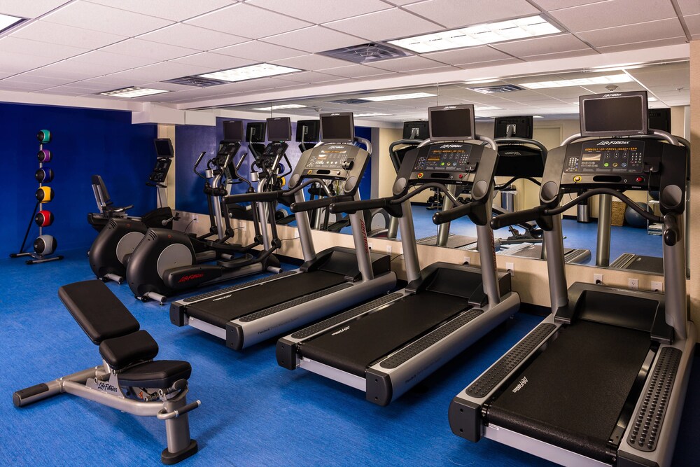 SpringHill Suites New York LaGuardia Airport - photo 9