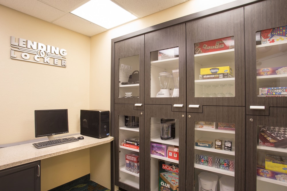 Candlewood Suites Yuma by IHG - photo 32