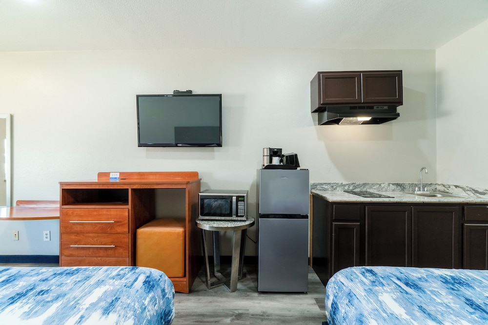 Atria Extended Stays By OYO Jourdanton - photo 32
