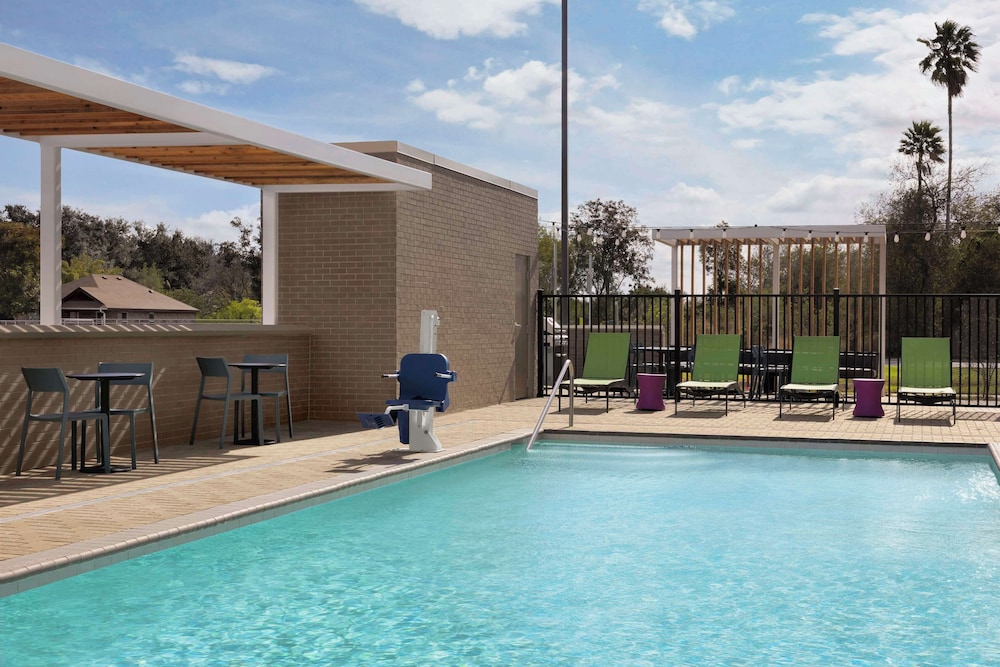 Home2 Suites By Hilton San Juan - photo 25