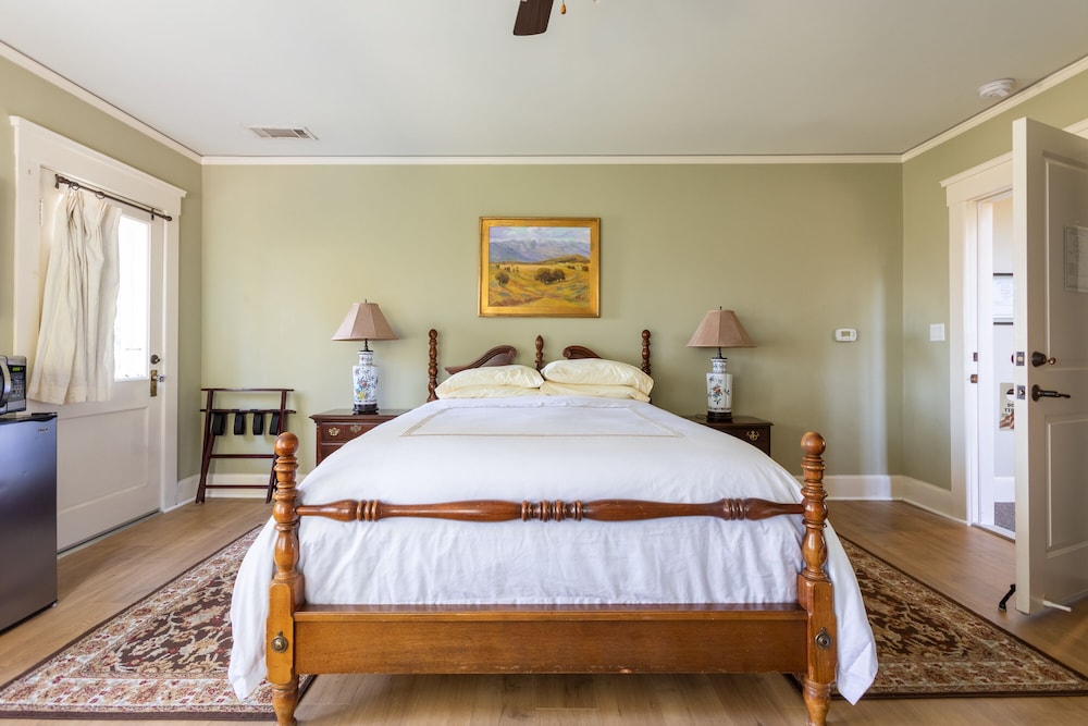 Arroyo Vista Inn - photo 35