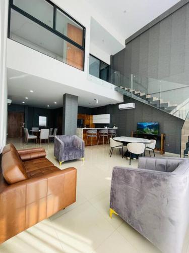 Hospedate En Elegante Penthouse En Culiacan — 4-Star Luxury Hotel in Casas, Mexico