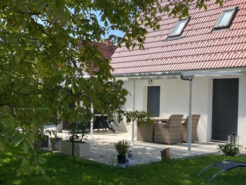Haus mit Garten Familie Pabst — 4-Star Luxury Hotel in Maria Lankowitz, Austria