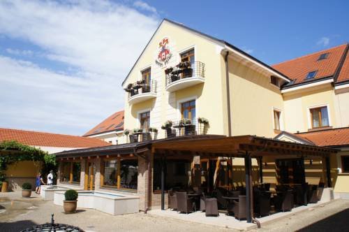 Hotel Princess - carbon neutral hotel in Lednice