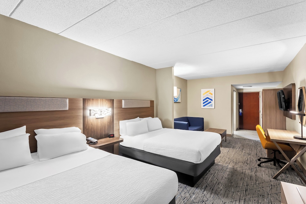 Holiday Inn Express Suites Charleston by IHG - photo 34