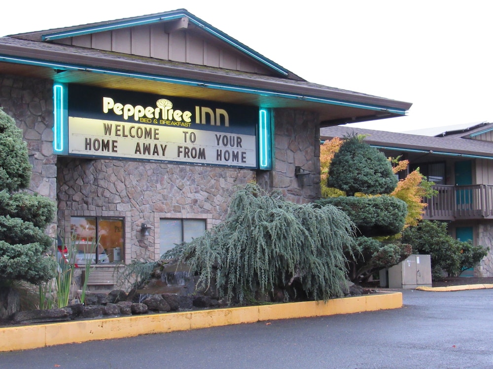 PepperTree Inn - photo 42